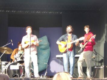 momusi berazategui